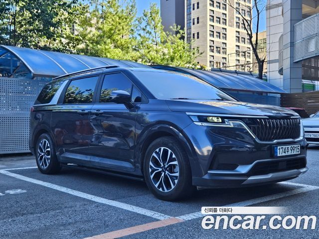Kia Carnival Diesel 11-Seater Prestige — пробег 62 800 км — фото 1 из 5