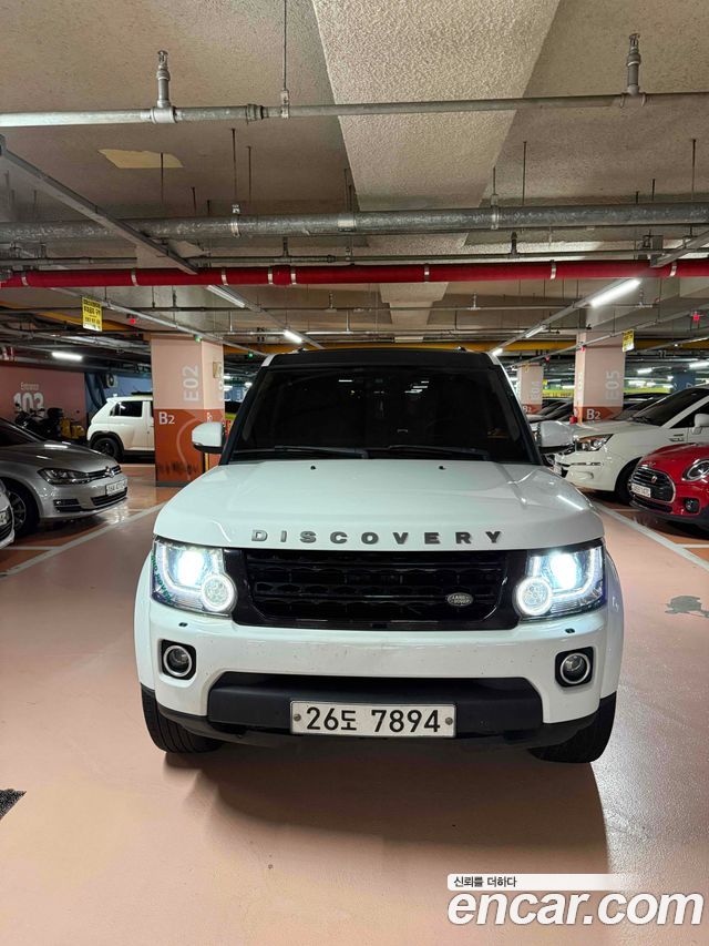 Land Rover Discovery 3.0 SDV6 SE — пробег 267 000 км — фото 1 из 5