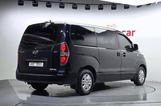 Hyundai Starex Van 5-Seater Smart — пробег 93 119 км — фото 2 из 5