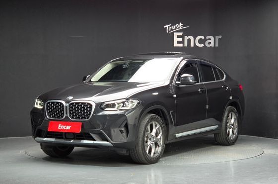 BMW X4 xDrive20i xLine — пробег 29 935 км — фото 1 из 5
