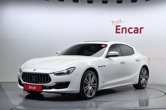Maserati Ghibli 3.0S Q4 GranLusso 3rd — пробег 207 647 км — фото 1 из 5