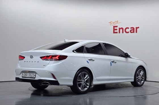 Hyundai Sonata 2.0 Premium Special — пробег 97 748 км — фото 2 из 5