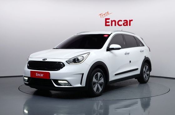Kia Niro Luxury — пробег 163 861 км — фото 1 из 5