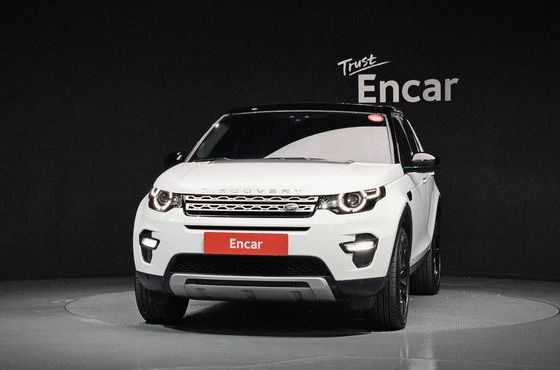 Land Rover Discovery Sport 2.0 TD4 HSE Luxury — пробег 139 822 км — фото 3 из 5