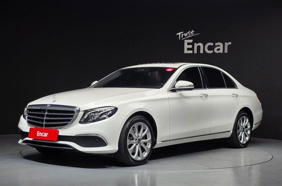 Mercedes-Benz E-Class E220d 4MATIC Exclusive — пробег 59 810 км — фото 1 из 5