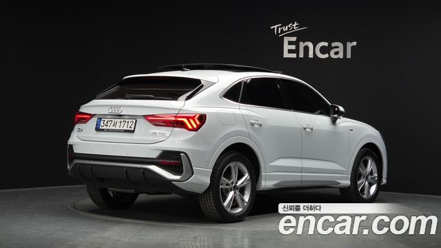 Audi Q3 35 TDI Premium Sportback — пробег 26 001 км — фото 2 из 5