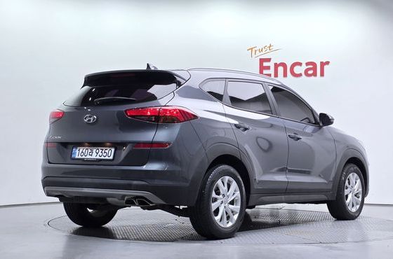 Hyundai Tucson Diesel 2.0 2WD Modern — пробег 31 047 км — фото 2 из 5
