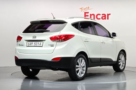 Hyundai Tucson Diesel 2WD LX20 Premier — пробег 158 266 км — фото 2 из 5