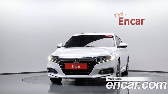 Honda Accord 2.0 Hybrid Touring — пробег 92 953 км — фото 3 из 5