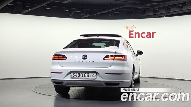 Volkswagen Arteon 2.0 TDI Premium — пробег 128 302 км — фото 4 из 5