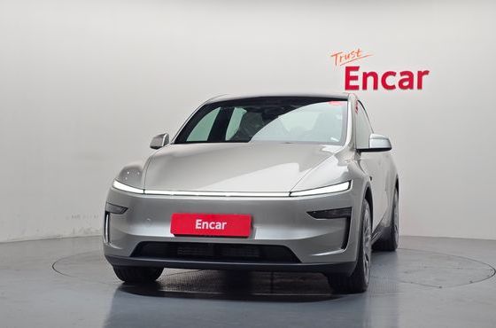Tesla Model Y L Long Range AWD — пробег 127 км — фото 3 из 5