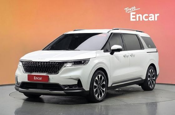 Kia Carnival Diesel 9-Seater Signature — пробег 64 402 км — фото 1 из 5