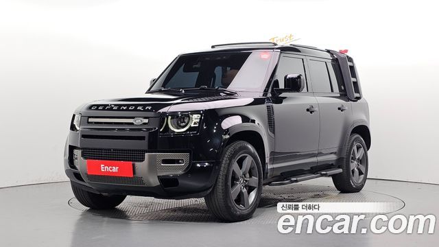 Land Rover Defender 110 D300 X-Dynamic HSE — пробег 27 352 км — фото 1 из 5