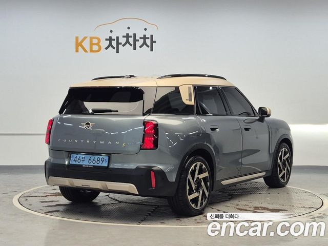Mini Countryman ALL4 SE Favoured — пробег 1 906 км — фото 3 из 5