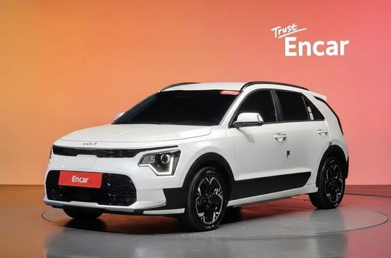 Kia Niro Air — пробег 3 102 км — фото 1 из 5