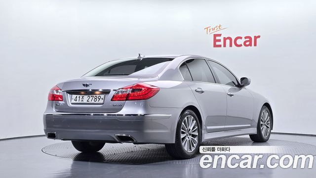Hyundai Genesis из Кореи Encar