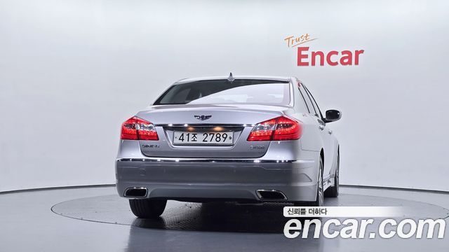 Hyundai Genesis из Кореи Encar