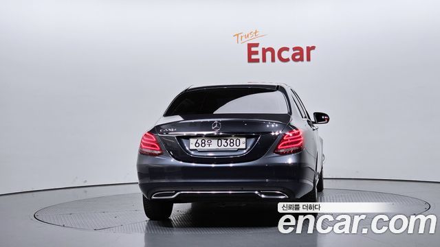 Mercedes-Benz C-Class C220 d Avantgarde — пробег 53 540 км — фото 4 из 5