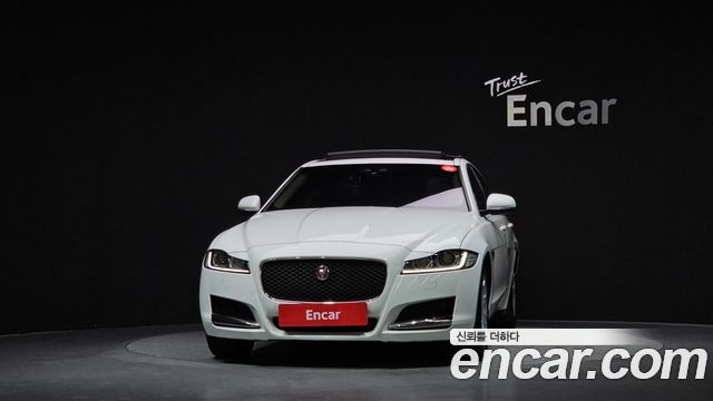 Jaguar XF 20d Prestige — пробег 87 863 км — фото 3 из 5