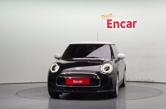 Mini Cooper Classic Third Generation — пробег 28 006 км — фото 3 из 5