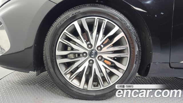 Kia K7 из Кореи Encar