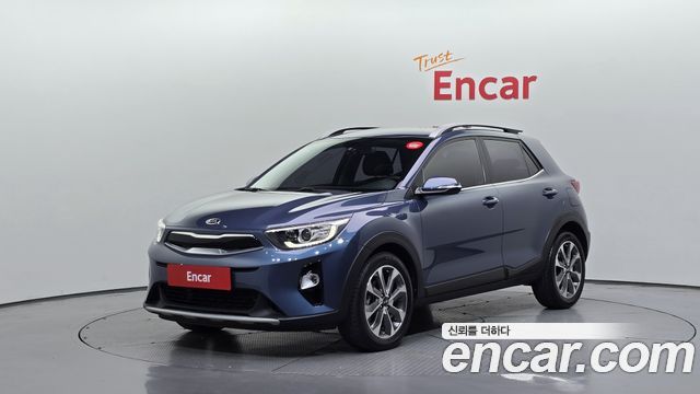 Kia Stonic из Кореи Encar