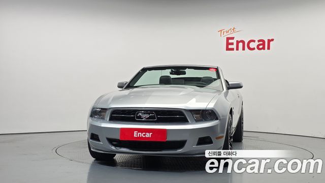 Ford Mustang Convertible — пробег 105 232 км — фото 3 из 5