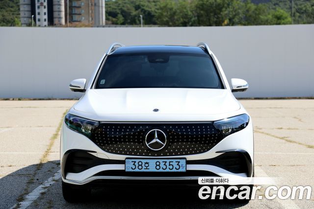 Mercedes-Benz EQB EQB300 4MATIC AMG Line — пробег 11 950 км — фото 3 из 5