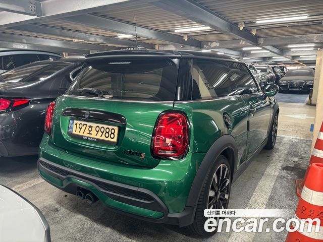 Mini Cooper Classic Third Generation — пробег 45 157 км — фото 3 из 5