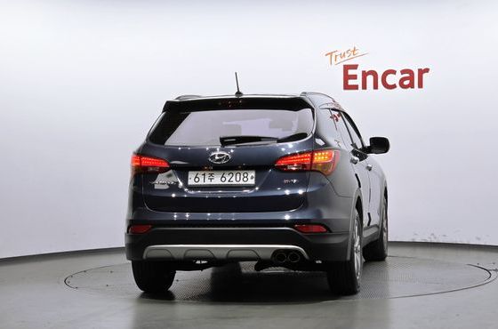 Hyundai Santafe Diesel(e-VGT) 2.0 2WD Premium — пробег 137 857 км — фото 4 из 5