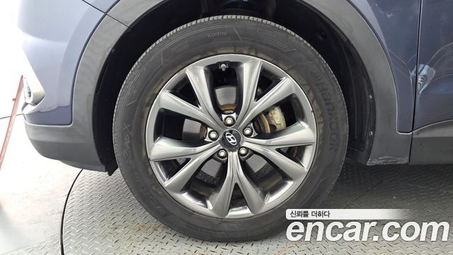 Hyundai Santafe Diesel 2.0 2WD 1 Million — пробег 117 878 км — фото 5 из 5