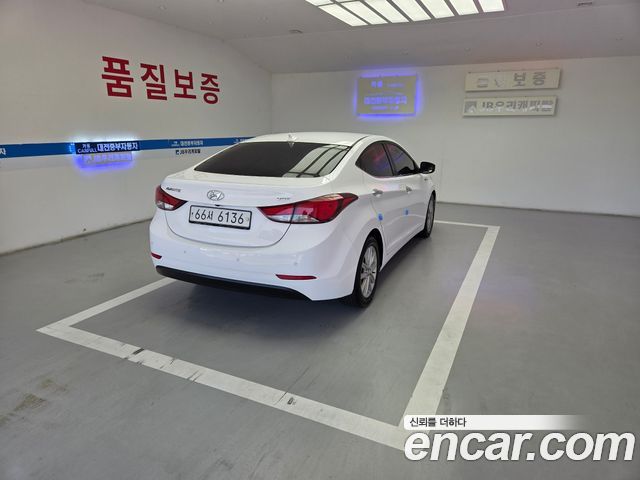 Hyundai AVANTE 1.6 VGT Smart Standard — пробег 217 113 км — фото 4 из 5