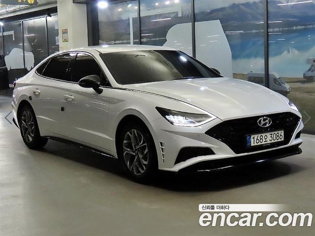 Hyundai Sonata 2.0 Premium Plus — пробег 53 688 км — фото 1 из 5