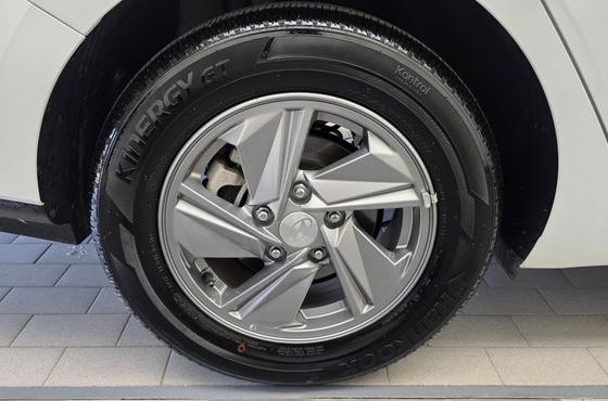 Hyundai AVANTE 1.6 Smart — пробег 6 188 км — фото 5 из 5