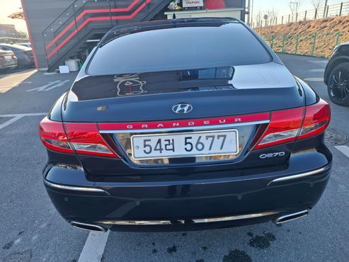 Hyundai Grandeur Q270 Luxury Smart Pack — пробег 82 400 км — фото 2 из 5