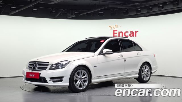 Mercedes-Benz C-Class C200 CGI AVANTGARDE — пробег 146 632 км — фото 1 из 5