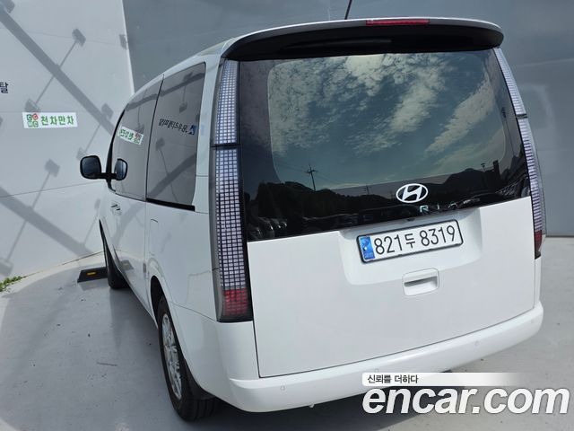 Hyundai Staria из Кореи Encar