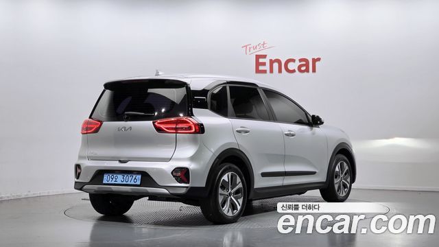 Kia Niro Air — пробег 35 863 км — фото 2 из 5