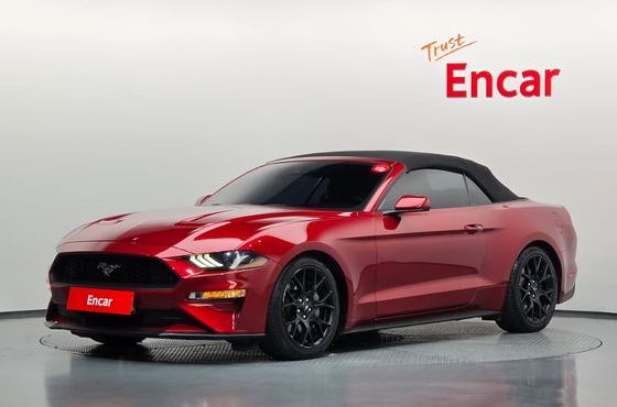 Ford Mustang Convertible — пробег 136 459 км — фото 1 из 5