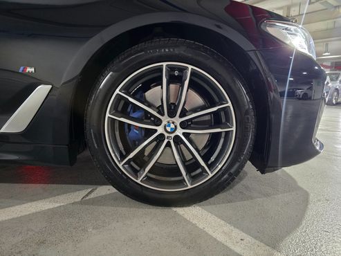 BMW 5-Series 520i M Sport — пробег 59 804 км — фото 5 из 5