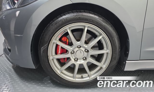 Hyundai AVANTE 1.6 Turbo Sport — пробег 117 966 км — фото 5 из 5
