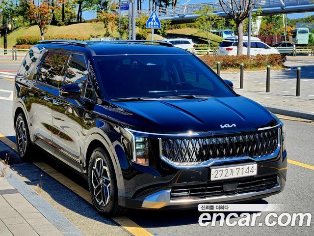 Kia Carnival Diesel 9-Seater Noblesse — пробег 3 977 км — фото 2 из 5