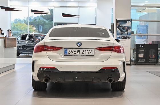 BMW 4-Series 420i M Sport Pro Coupe — пробег 6 288 км — фото 3 из 5