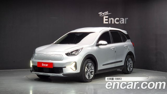 Kia Niro Air — пробег 122 373 км — фото 1 из 5