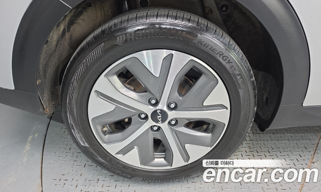 Kia Niro Air — пробег 122 373 км — фото 5 из 5