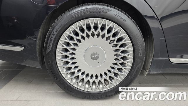 Genesis G90 из Кореи Encar