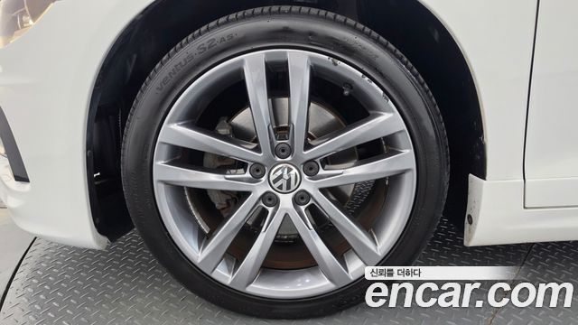 Volkswagen Scirocco 2.0 TDI R-Line — пробег 125 719 км — фото 5 из 5