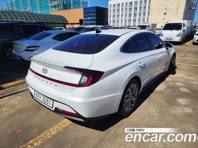 Hyundai Sonata 2.0 Premium — пробег 258 530 км — фото 3 из 5