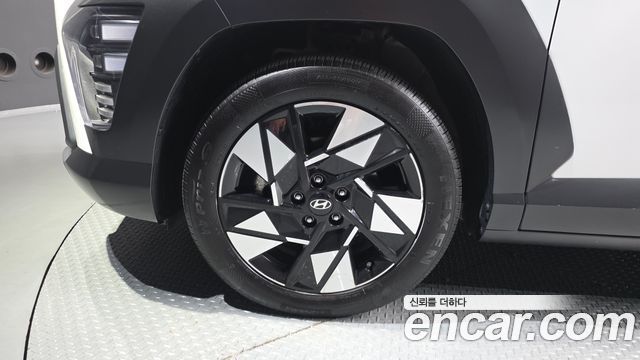 Hyundai Kona из Кореи Encar