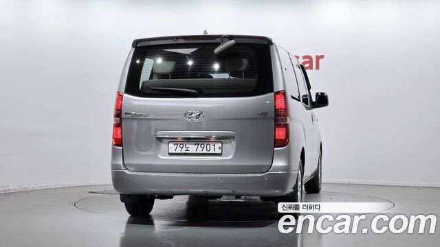 Hyundai Starex 11-Seater Wagon Modern — пробег 135 467 км — фото 4 из 5